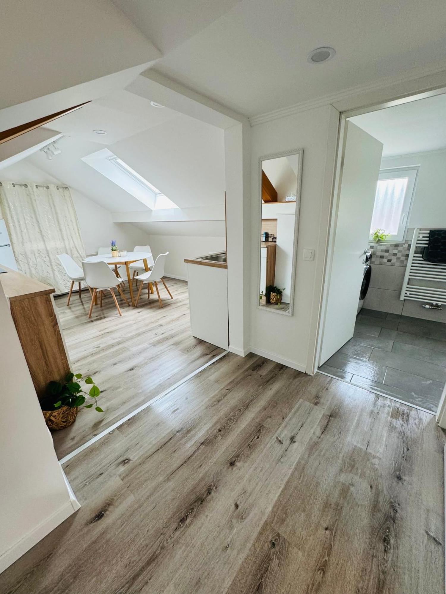 Aria Apartment Mosnje Eksteriør bilde